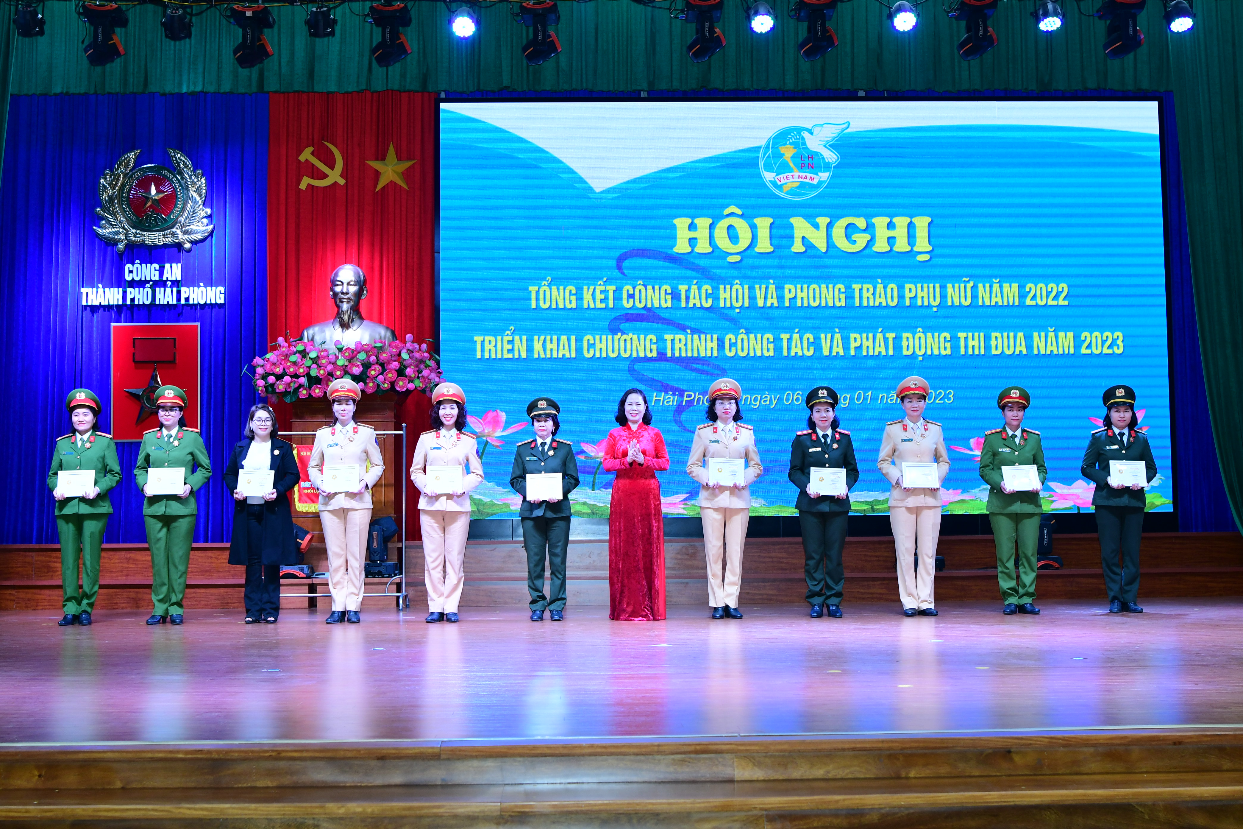 Hội Phụ nữ Công an thành phố: Tổng kết công tác Hội và phong trào Phụ nữ năm 2022, triển khai Chương trình công tác năm 2023